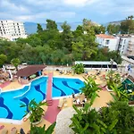 Paradise Lost Lejlighedshotel 3*