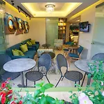 Lejlighedshotel Paradise Lost 3*