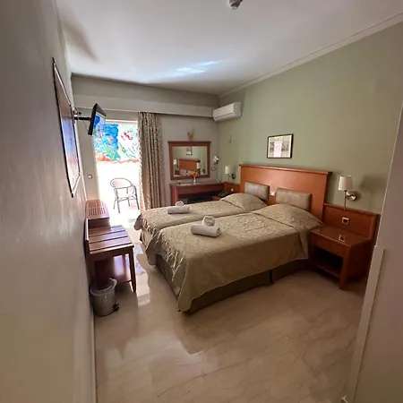 Paradise Lost Apartmanhotel