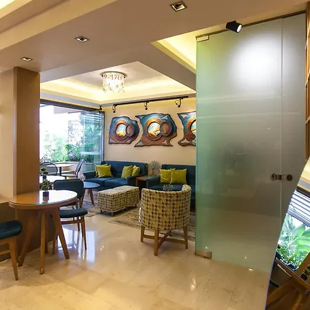 Apartmanhotel Paradise Lost Toló