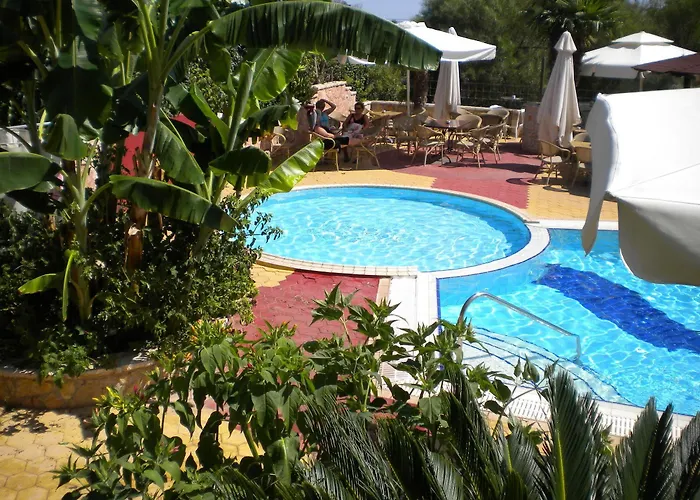 Paradise Lost 3* Toló