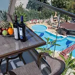 شقة فندقية Paradise Lost 3*