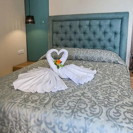 Apartahotel Paradise Lost
