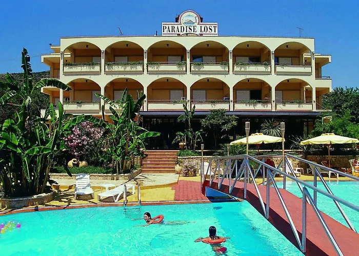 Paradise Lost Apart Otel 3*